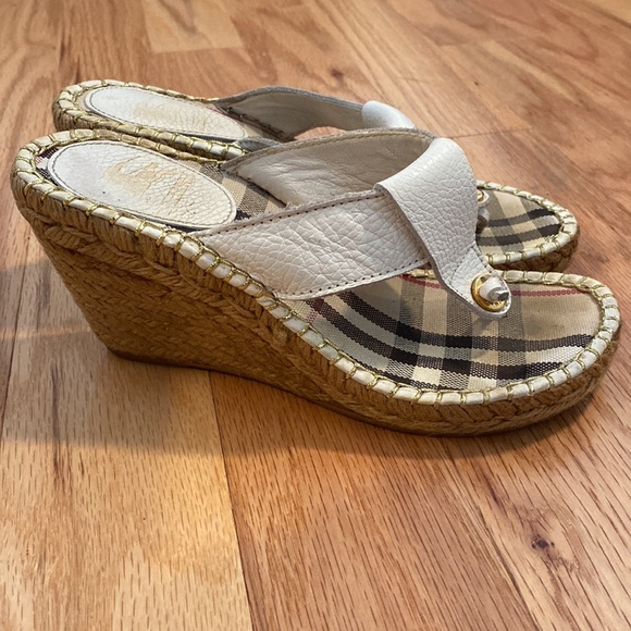Burberry Calf Leather Thong Sandal Wedge with Box size 37 - Picture 7 of 11
